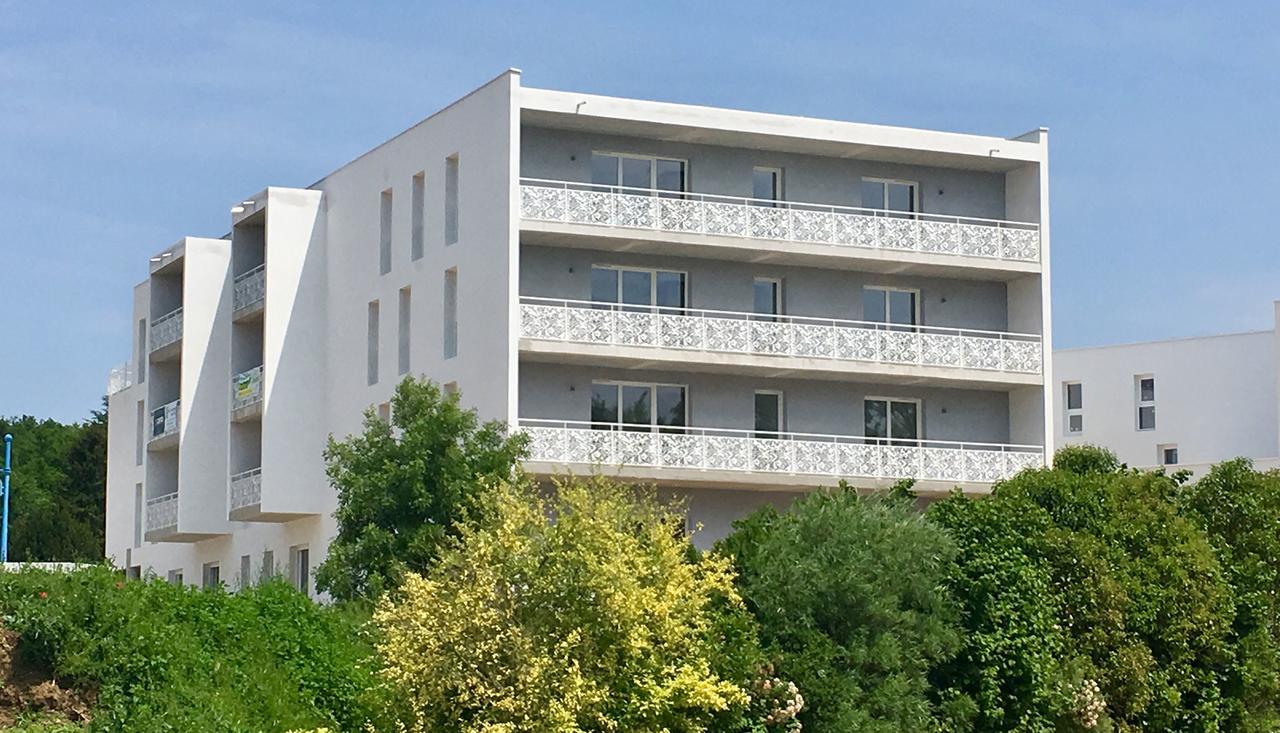 Residence Vacances Bleues Les Coteaux De Jonzac Buitenkant foto